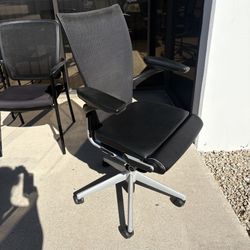 Desk Chair 5 Available 