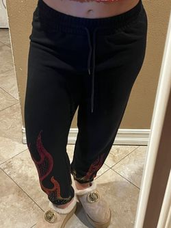 Hot Flamin Cheetos Sweats $5 Size Large 