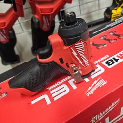MILWAUKEE M12 FUEL IMPACT DRIVER (TOOL-ONLY)