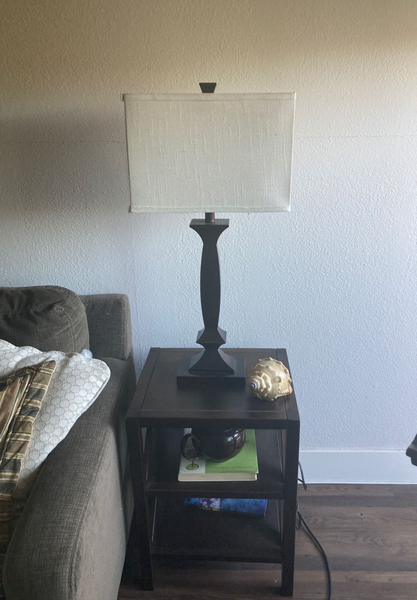 Matching end tables and lamps