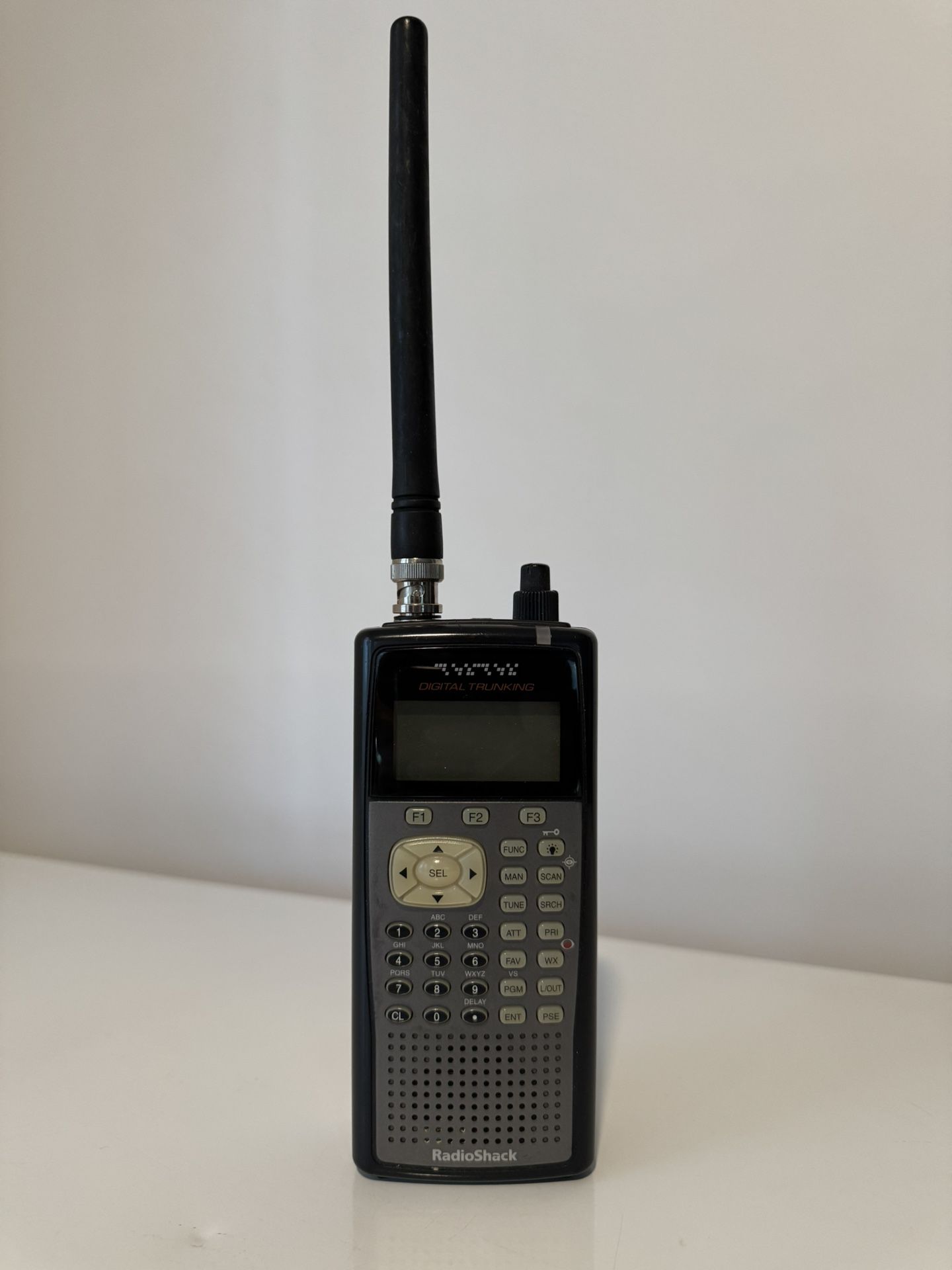 Radio Shack PRO-106 Handheld Digital Trunking Scanner