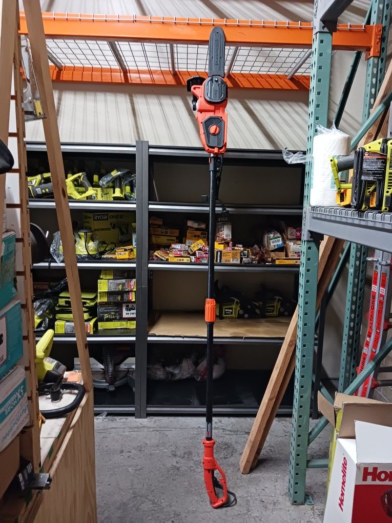 Black & Decker Corded Chainsaw Pole Saw Combo. New