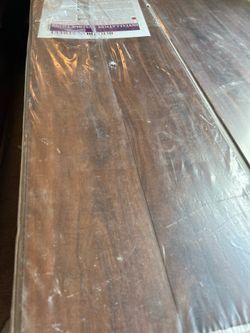 Chestnut color laminate flooring