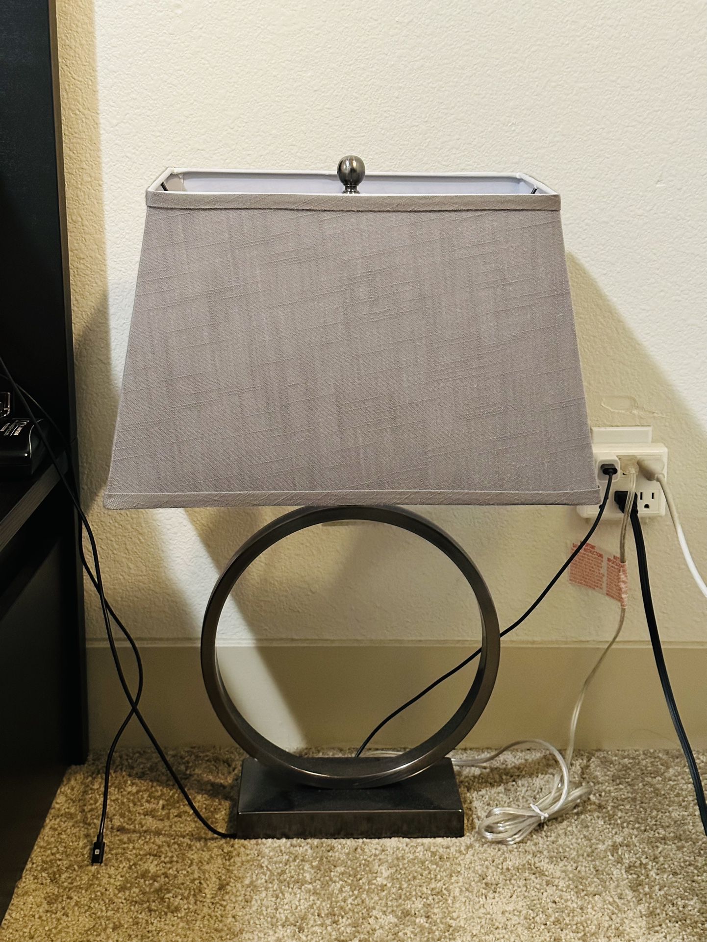 2 lamps for night stand or side tables
