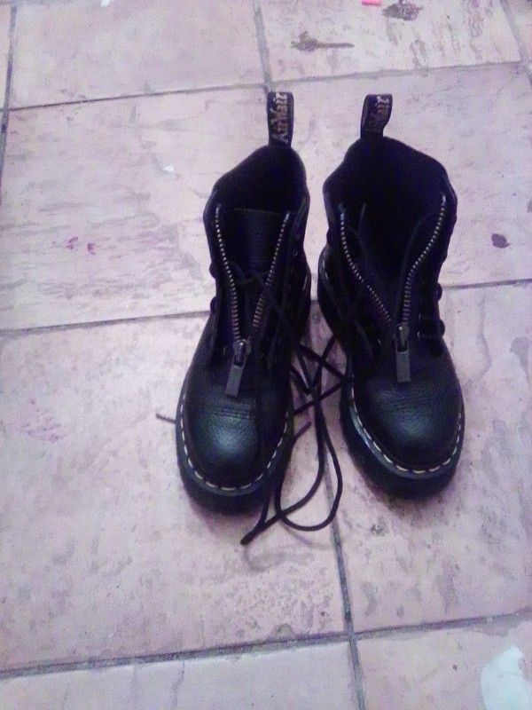 Doc Martens Boots