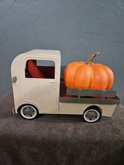 Vintage Style Decorative Truck with Pumpkin