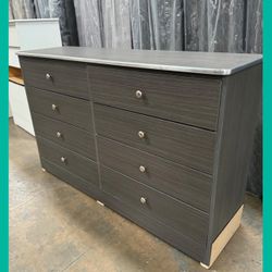 Dresser / Eight drawers dresser
