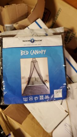 Bed canopy