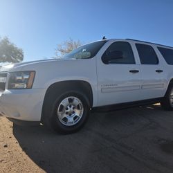2010  Suburban 2wd $6,300