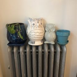 Plant pots vase blue owl theme