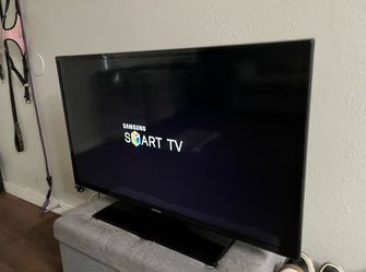 40 in Samsung Smart TV