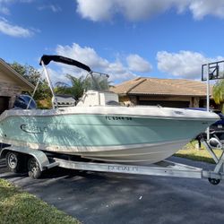 2019 ROBALO R180
