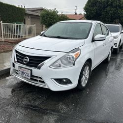 2015 Nissan Versa 