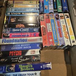 30 Vintage Vhs Movie Cassetes Not Dvds Family Comedy Action Lids And More