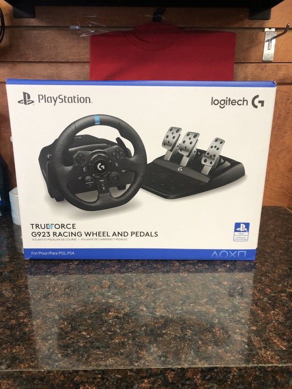 Logitech G923 Racing Wheel & Pedals for PC PS4 & PS5.