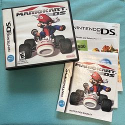 Nintendo DS MarioKart Case w/Inserts (Game not Included)