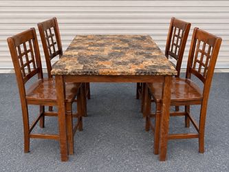 Comedor alto