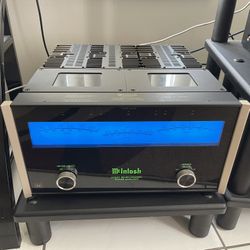 McIntosh MC257  7-Channel Solid State Amplifier