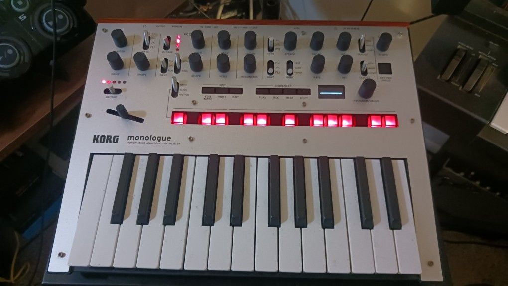 KORG Monologue