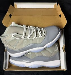 Size 11 men shoes