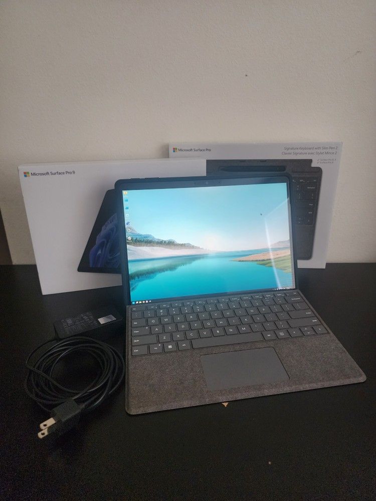 MICROSOFT SURFACE PRO 9 WITH KEYBOARD AND SLIM PEN 2