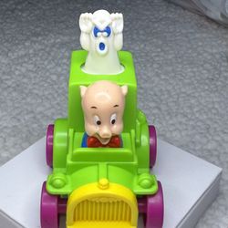 McDonald's Happy Meal Toy Looney Tunes Quack Up Car  Porky Ghost Catcher,  1992
