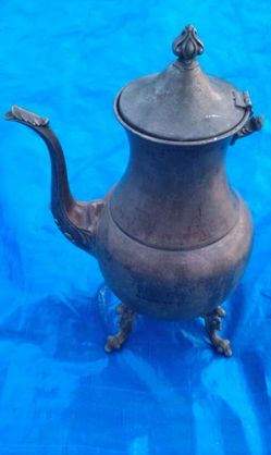 Tea pot