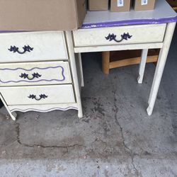 Small Kids Desk