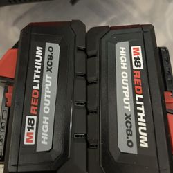 2 batteries milwaukee 8.0  a