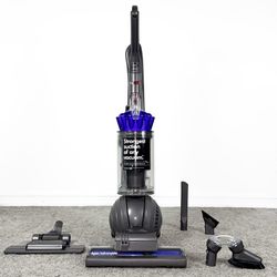 Dyson Ball Animal Vacuum Cleaner w/ attachments