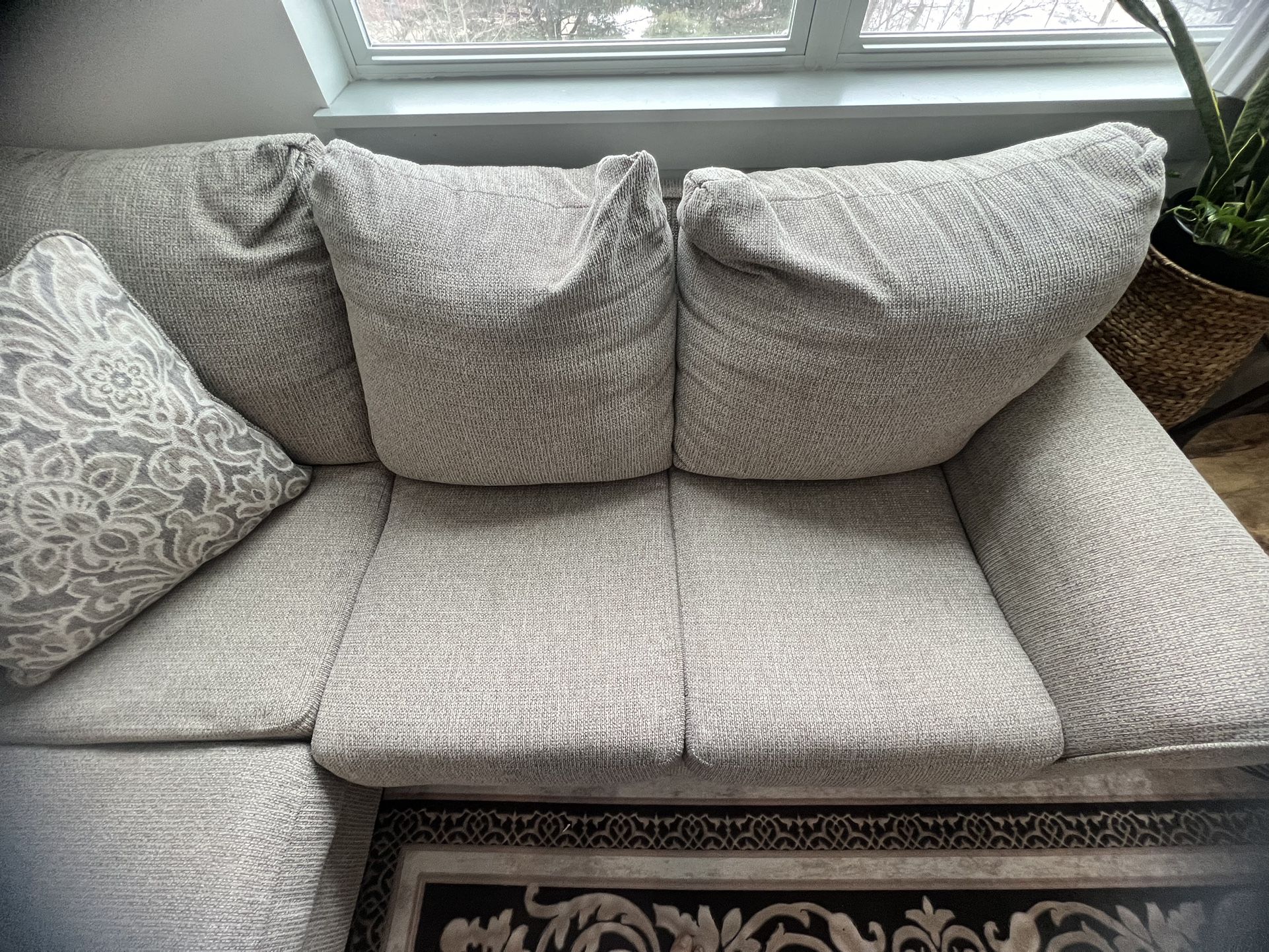 Sectional Coach Like New Condition