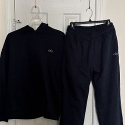 Navy Alo Yogas Set Size Medium