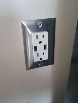 USB outlet...!!!