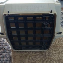  Portable Pet Carrier/Kennel