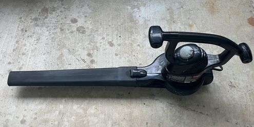 Toro Blower & Vacuum  WithAll The Attachments
