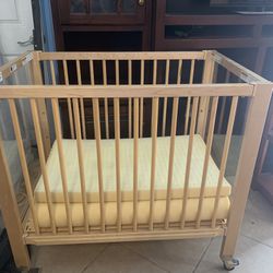 Community Baby Crib