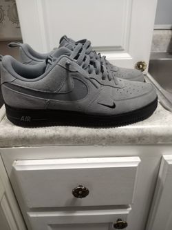 Air Force 1's Sz 11.5