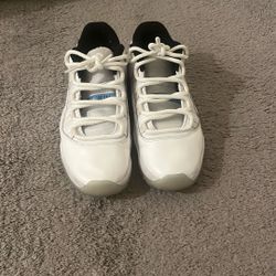 Jordan 11 Low 