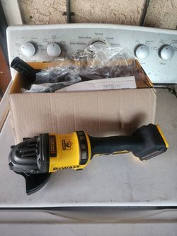DEWALT
FLEXVOLT 60V Cordless 7 in. Angle Grinder (Tool-Only)