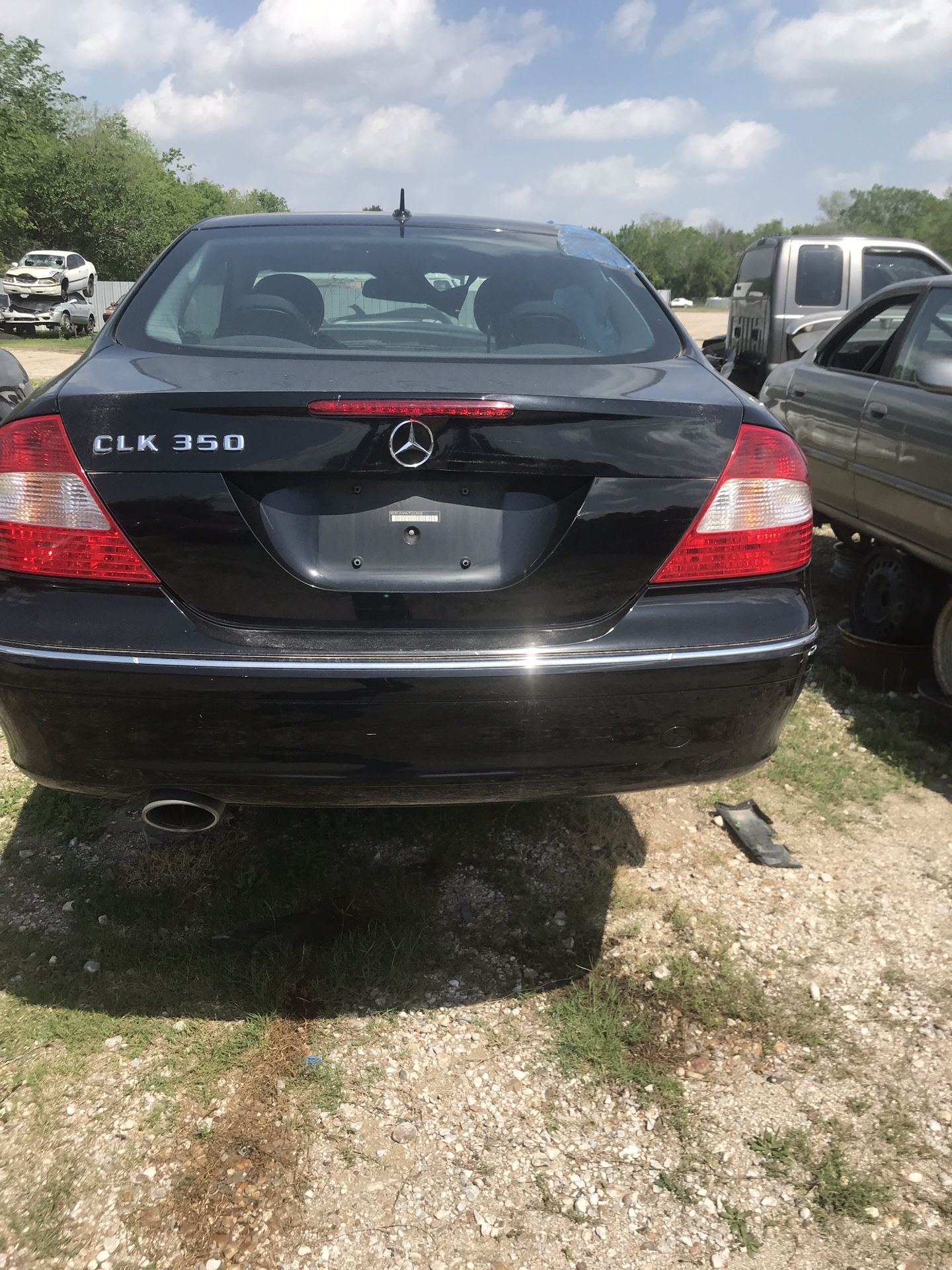 2007 CLK 350 Mercedes parts car 10.00 and up