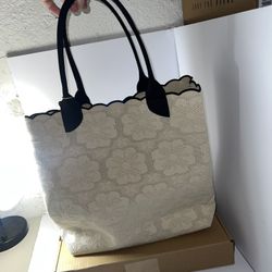 Brand New Rothy's Lightweight Tote Ivory Carnation   With Tags $250 Women’s Tote
