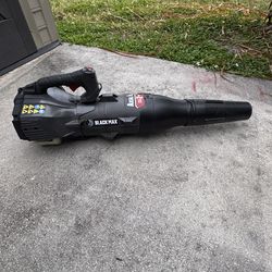 Black 2 cc full crank blower