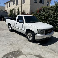 GMC Sierra