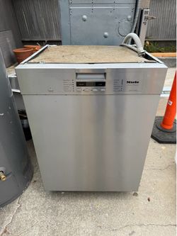 Miele G DISH WASHER 4225 SCU