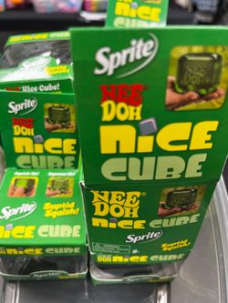 Viral squishy Needoh SPRITE edition cube