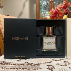 Nishane Ambra Calambria 