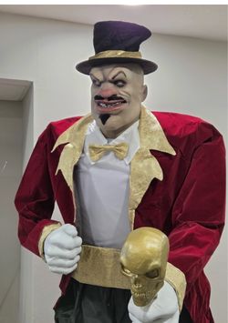 7 Ft. RINGMASTER Halloween Animatronic