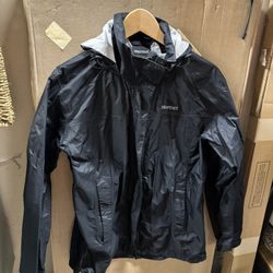 LOW PRICE MOVING- MARMOT $240 + TAX SKI SNOWBOARDING JACKET