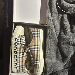 Burberry Shoes