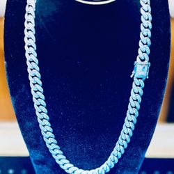 12mm 22” Cuban Chain | GRA Certified VVS1 Moissanite | Heavy 925 Sterling Silver 146g!